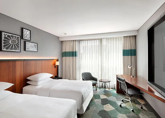 فندق Four Points By Sheraton Kagithane 4*