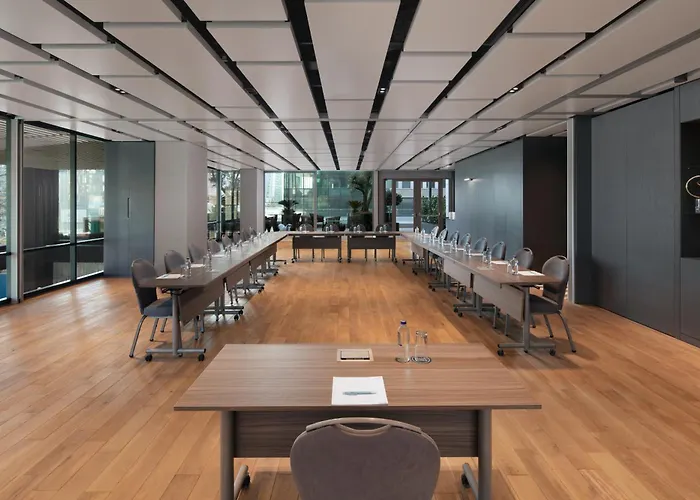 فندق Four Points By Sheraton Kagithane 4*